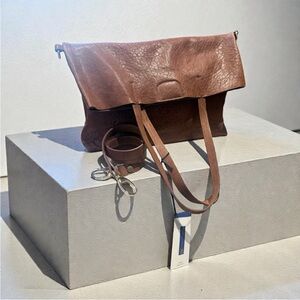 Women's Tan Leather Fold-Over Shoulder Bag with Detachable Strap
